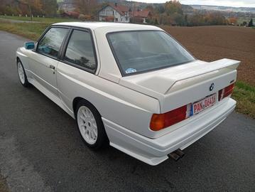 صورة 5 لـ 1987 BMW M3