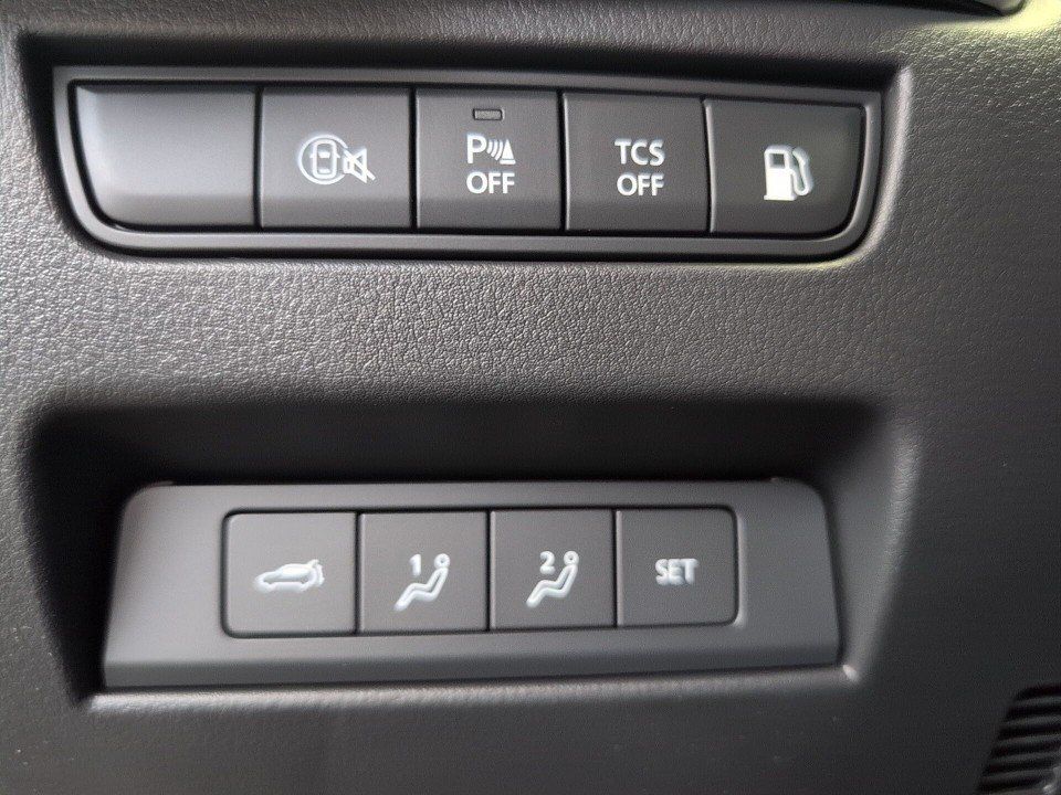 Fahrzeugabbildung Mazda CX-60 PHEV AT AWD HOMURA-PLUS PANO+4xSHZ+BOSE+QI