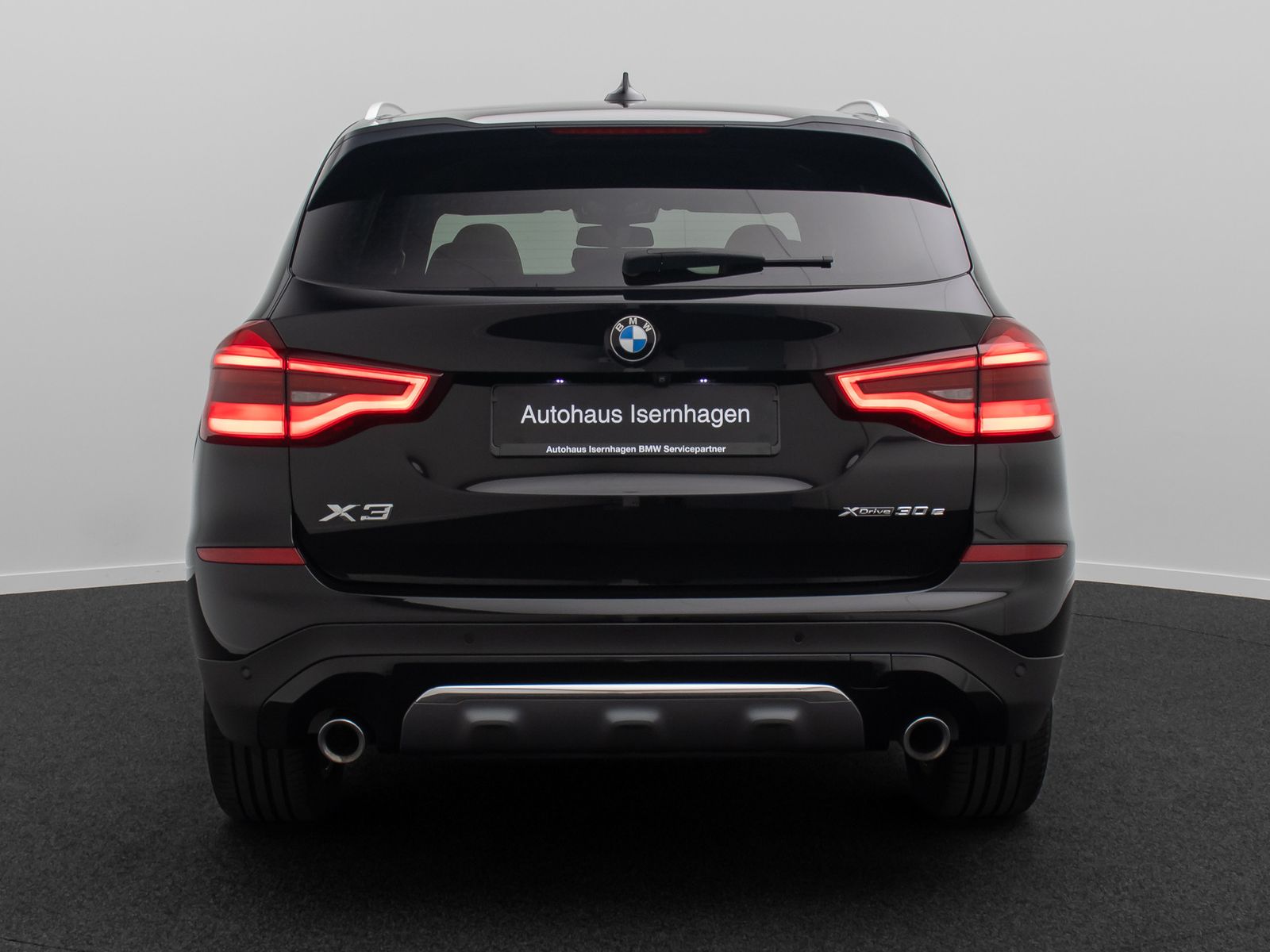 Fahrzeugabbildung BMW X3 xD30e LuxuryLine HUD 360&deg;Panorama HiFi 19Zoll