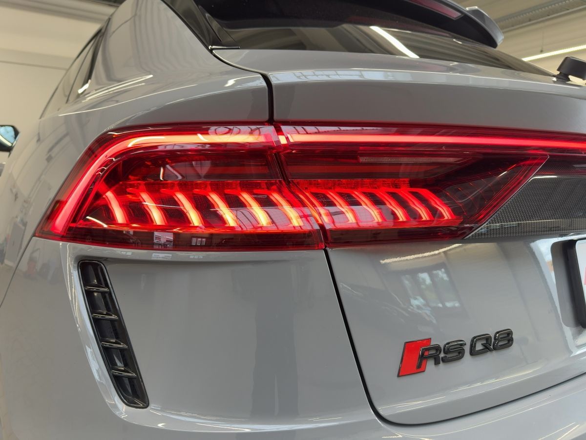 Audi RSQ8 - Bild 17
