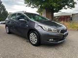 Kia cee'd / Ceed Sportswagon 1.4 CVVT TÜV NEU PDC - Kia: Cee D Cvvt