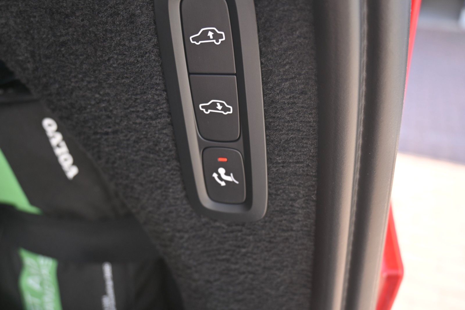 Fahrzeugabbildung Volvo XC90 B5 D AWD Ultimate Dark*STDHZG*360°*LUFT*AHK