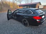 BMW 540i xDrive Touring  - BMW 540 mit Benzin-Antrieb: Kombi