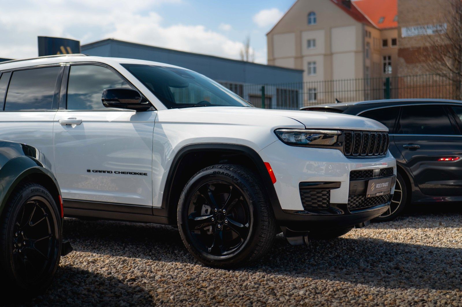 Fahrzeugabbildung Jeep Grand Cherokee 3.6 4x4 L Altitude Mod. 2022 19%