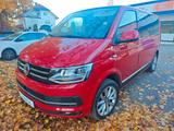 Volkswagen T6 Multivan Generation Six Standheizung ACC AHK - rote Volkswagen T6 Multivan