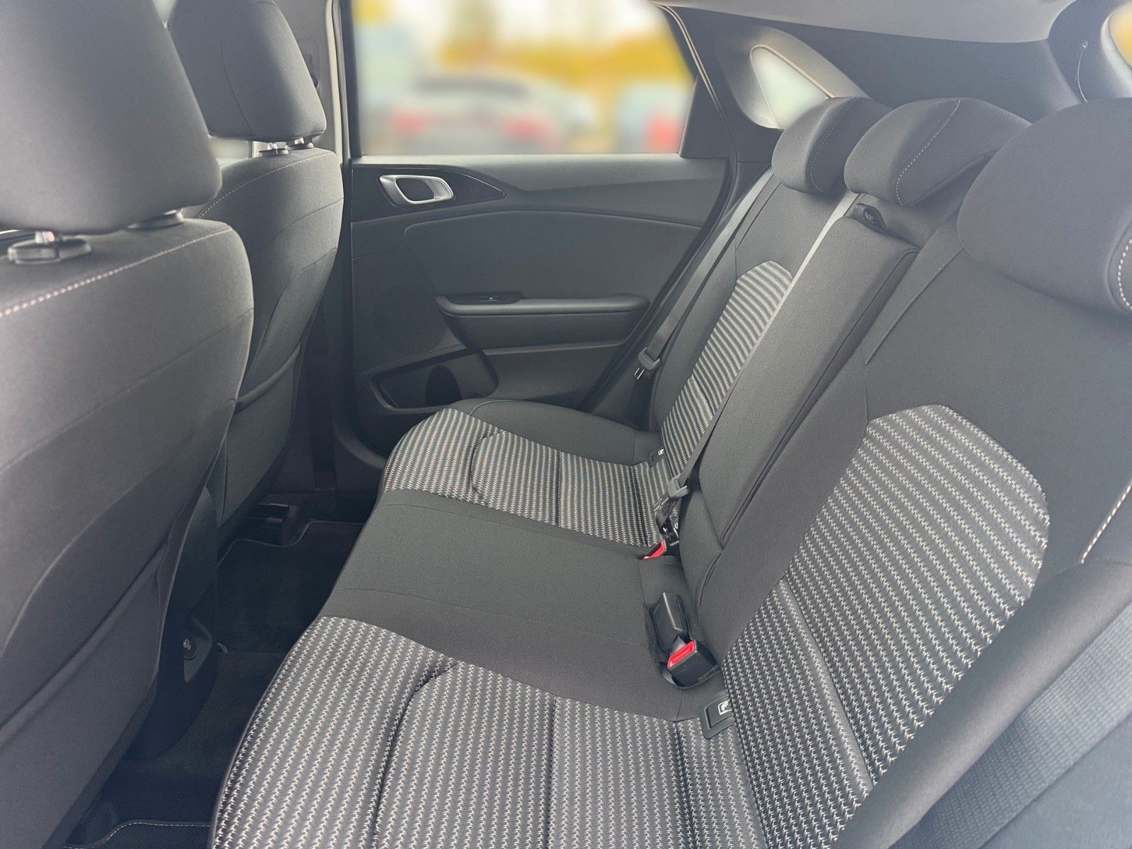 Fahrzeugabbildung Kia Ceed 1.0 T-GDI Vision Navi Kamera Allwetter