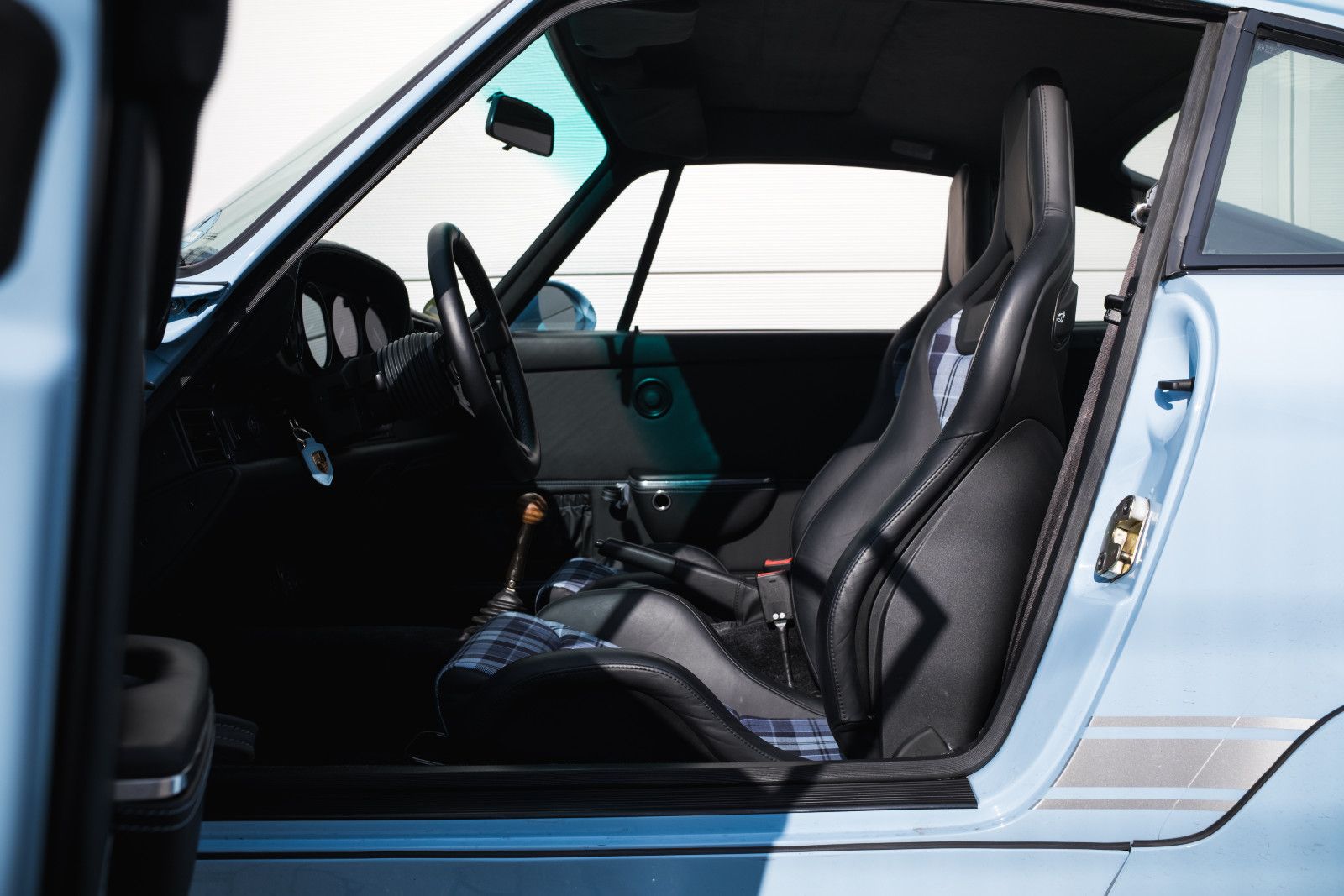 Fahrzeugabbildung Porsche 964 WTL Coupe by APCarDesign - TRAUMAUTO