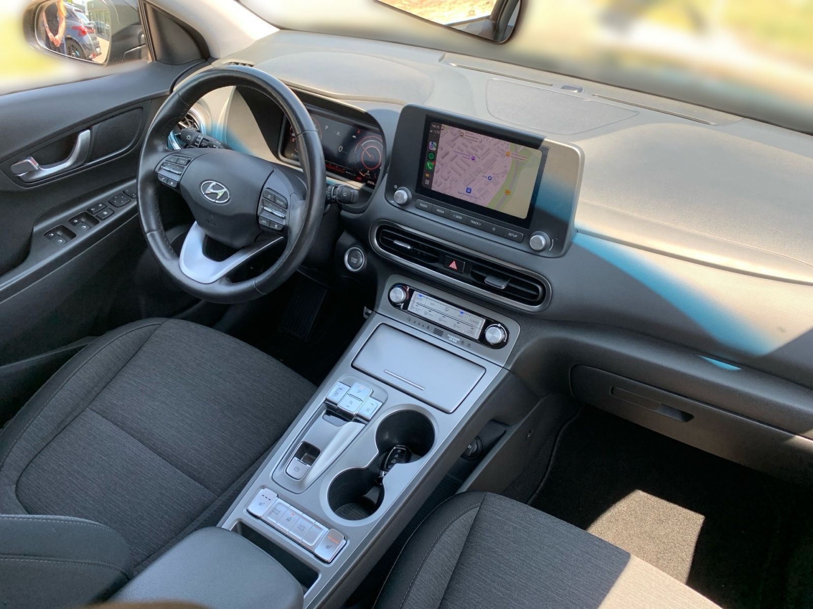 Fahrzeugabbildung Hyundai KONA Select Elektro 11kW OBC Kamera Sitzheizung