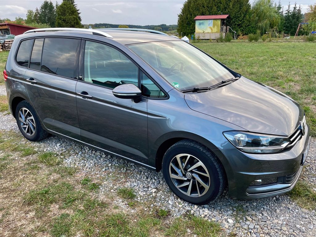 Image of Volkswagen Touran