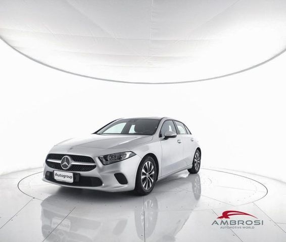 Mercedes-Benz MERCEDES-BENZ CLA sse A 160