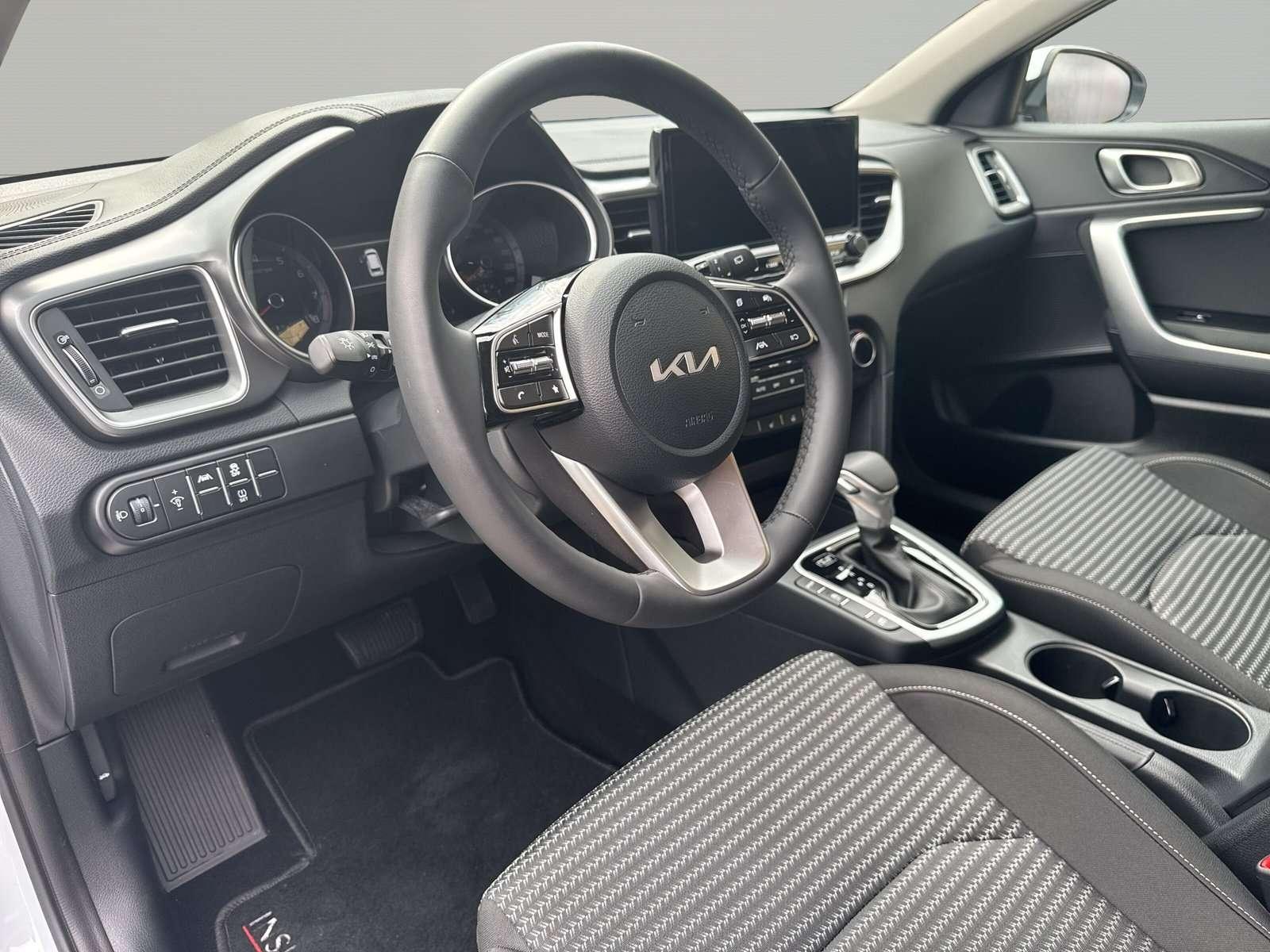 Kia Ceed SW / cee d SW SW 1.5 T-GDI DCT7 OPF -NAVI-K