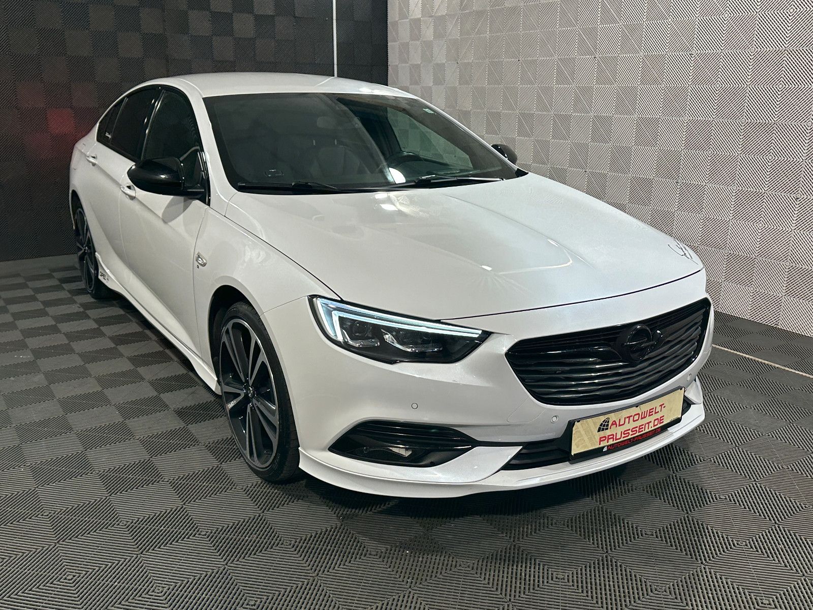 Gebrauchtwagen Opel Insignia Insignia B Grand Sport*INNOVATION*LED-R.KAM-MEMO in Horb am Neckar