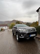 Toyota Hilux 2.4 Double Cab - gebrauchte Toyota Hilux aus dem Jahr 2020