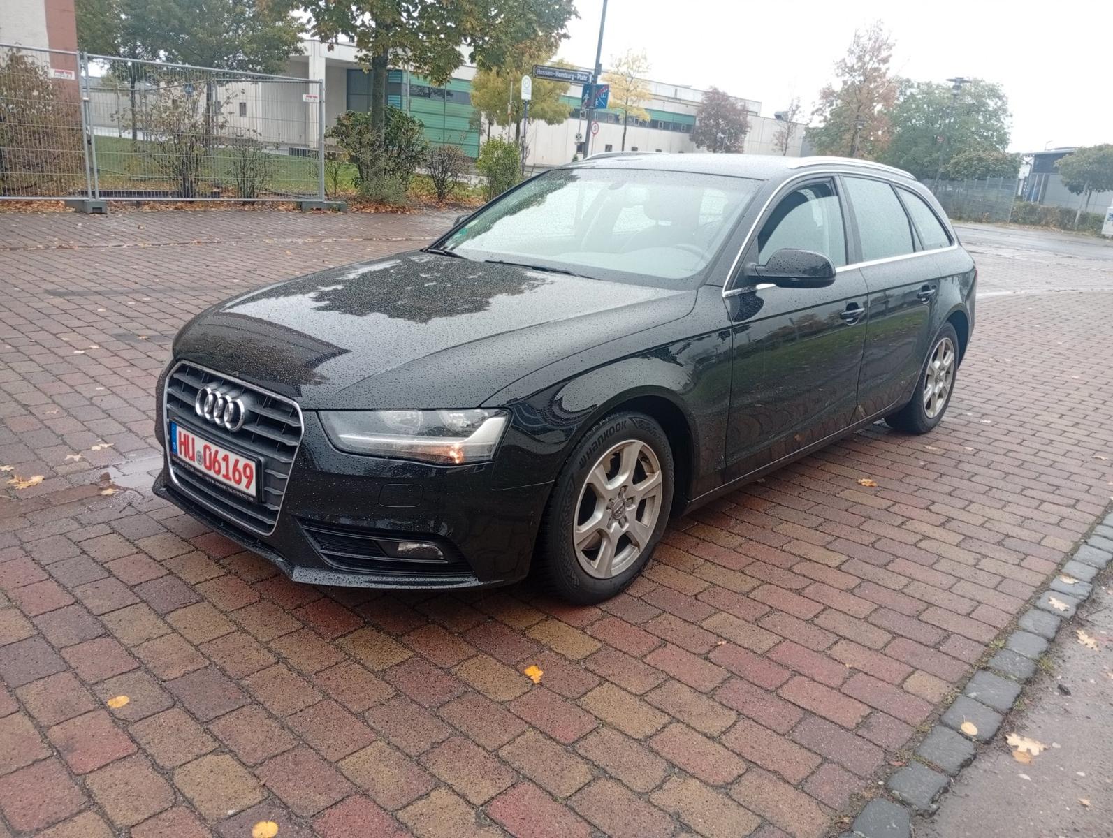 Audi A4 2012 — photo 9