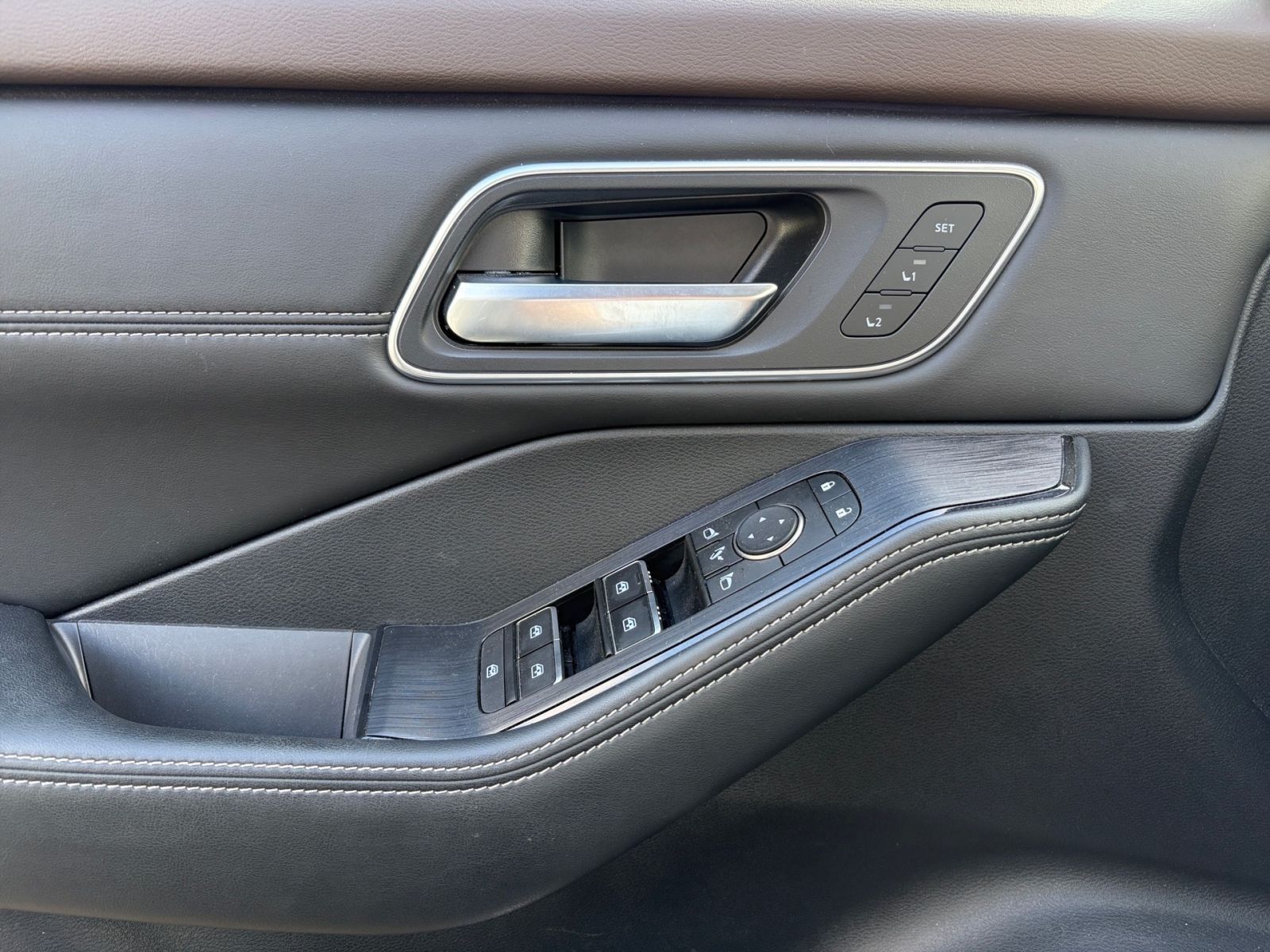 Fahrzeugabbildung Nissan X-Trail 1.5 VC-T e-Power Tekna e-4ORCE*GJR*AHK*3