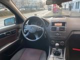 Mercedes-Benz Mercedes C220 CDI ( W204) - Mercedes-Benz C 220: W204 Cdi
