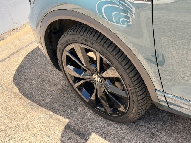 Fahrzeugabbildung Volkswagen T-Roc 2.0 TSI R-Line 4Motion DSG*Leder