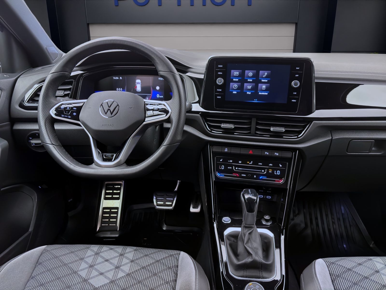 Volkswagen T-Roc - Bild 14