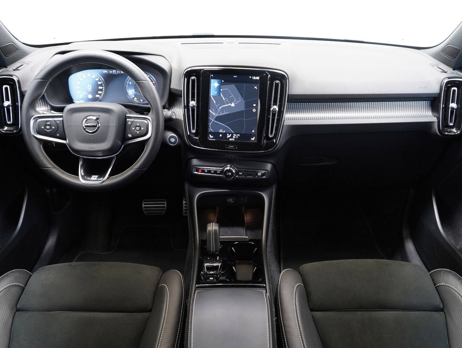 Fahrzeugabbildung Volvo XC 40 T4 R Design INTELLISAFE/LED/360°
