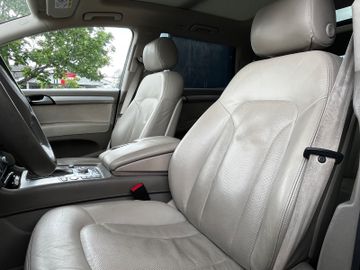 Audi Q7 - 9