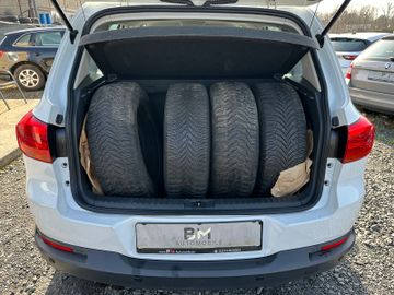 Volkswagen Tiguan - 9