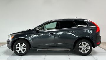Fahrzeugabbildung Volvo XC60 D5 AWD Summum Kamera Navi BiXenon Leder