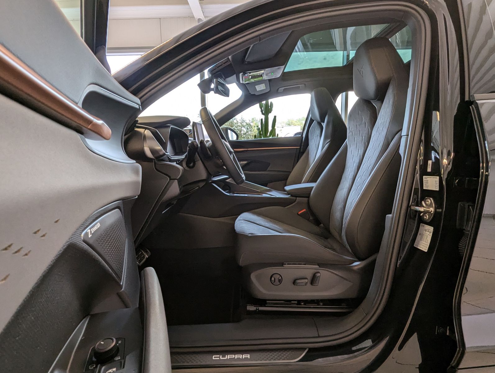 CUPRA Terramar 1.5eTSI HUD DCC Matrix Pano Sennh. 20" - Image 12