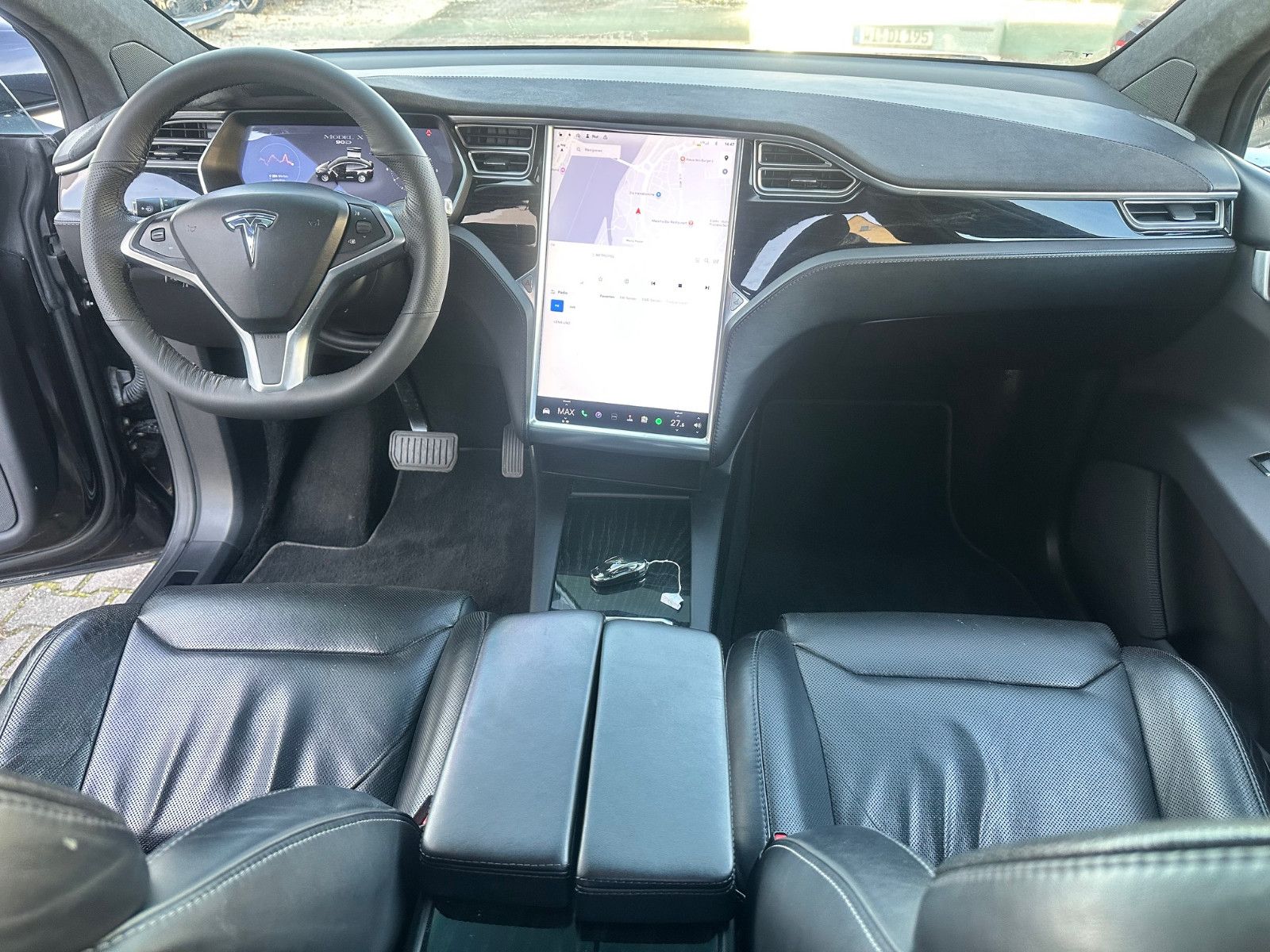 Fahrzeugabbildung Tesla MODEL X 90D PERFORMANCE+7SITZER+AHK