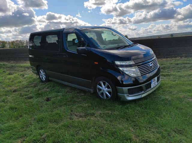 Nissan Elgrand E51 3.5v6 vq35 TÜV bis 2026...