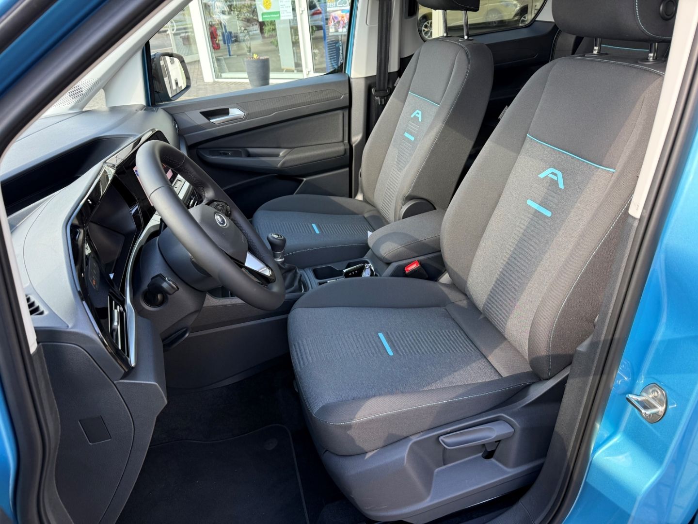 FORD Tourneo Connect 2.0 EcoBlue EU6d Active 7-Sitzer - Image 13