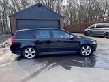 Volvo V50 Kombi 1.8 Edition R-Design - gebrauchte Volvo V50 aus dem Jahr 2009