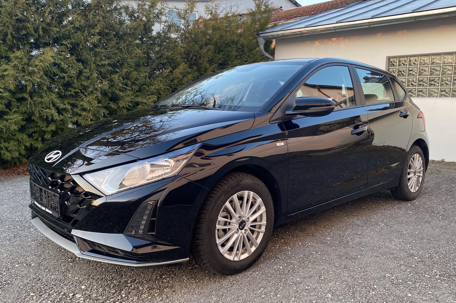 Hyundai i20 1.0 48V Trend DCT Navi Bose Klimaautomatik