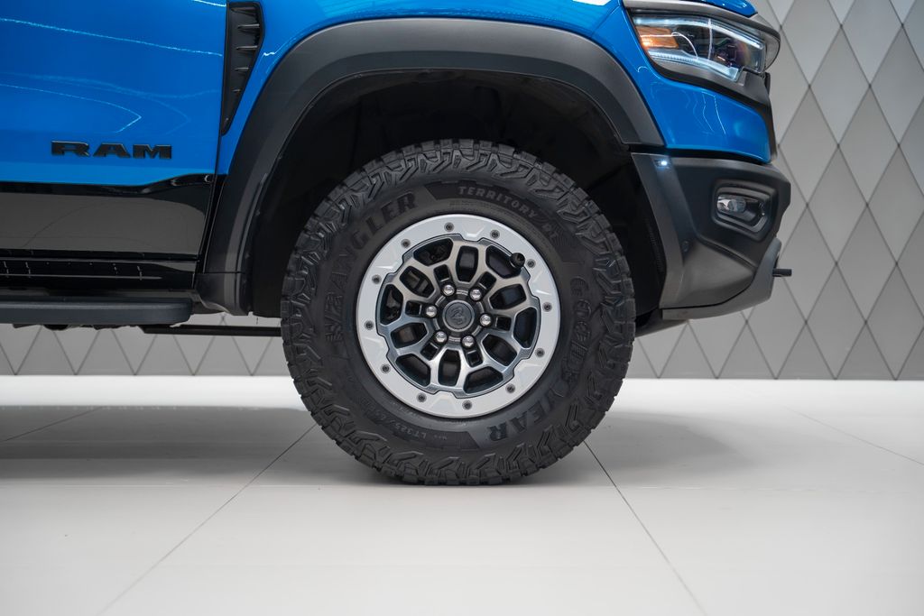 RAM TRX 6,2 HYDRO BLUE 1.HAND - Bild 8