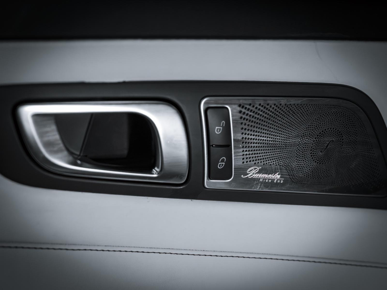Mercedes-Benz AMG GT S Night Paket Performance Sitze