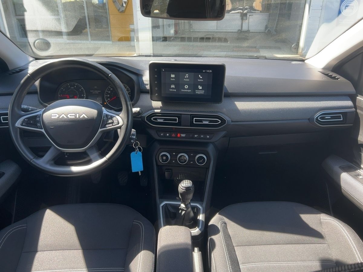 Fahrzeugabbildung Dacia Sandero Expression TCe 90