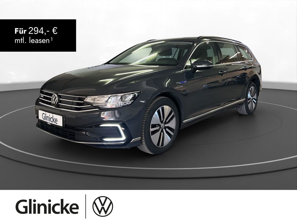 Passat Variant GTE LED LM 17" Navi PDC vo+hi ACC