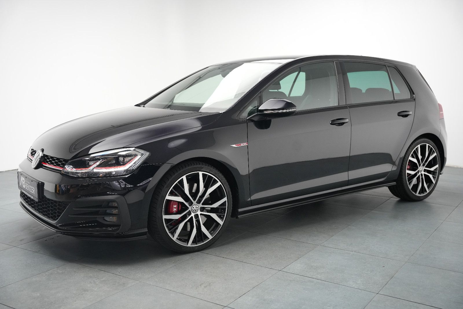 Fahrzeugabbildung Volkswagen Golf VII GTI Performance *Virtual*Automatik*SHZ*