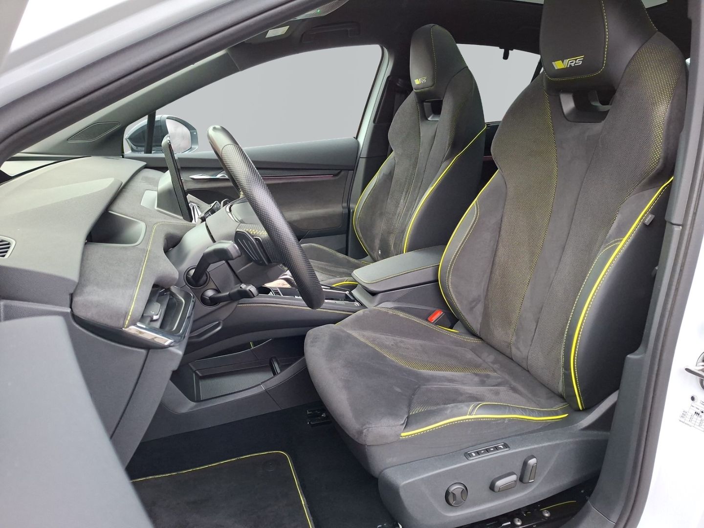 Enyaq Coupe RS Lounge *AHK*CANTON*HUD*