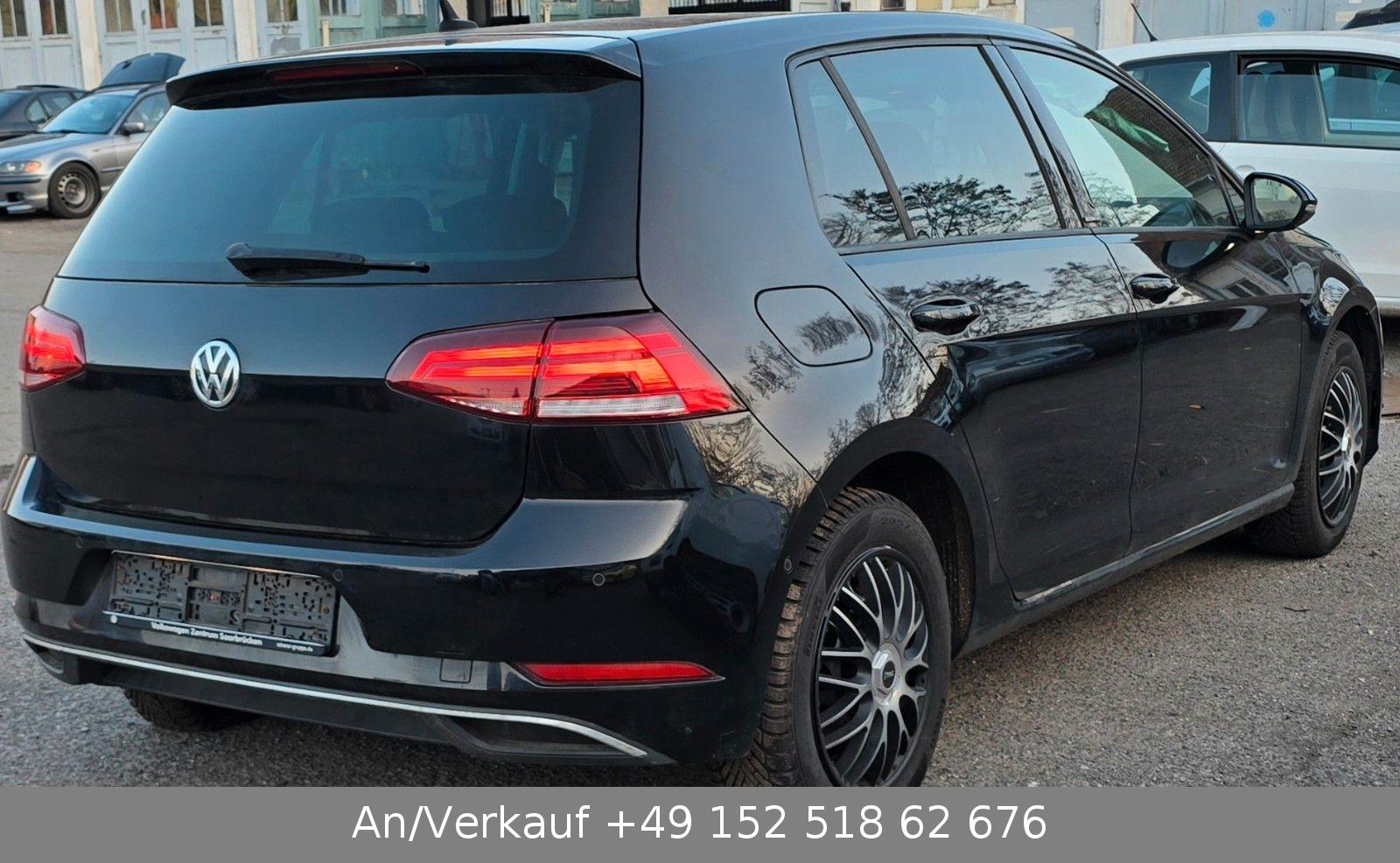 Volkswagen Golf  7 1.6 TDI SCR IQ.DRIVE !!!