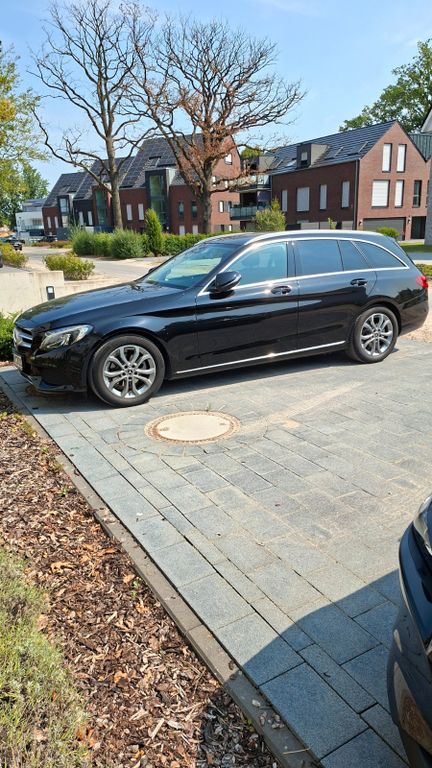 Image of Mercedes-Benz C 180