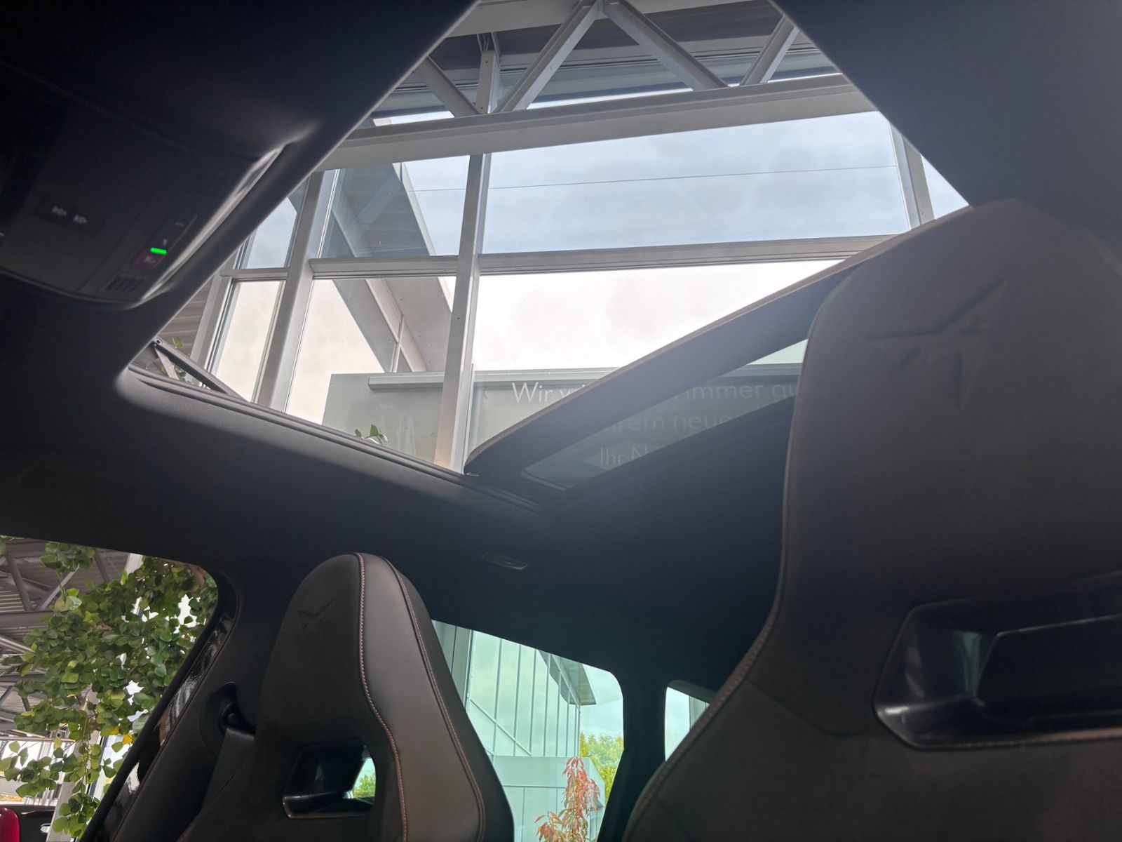 Fahrzeugabbildung CUPRA Ateca 4Drive PANO BEATS ACC LED
