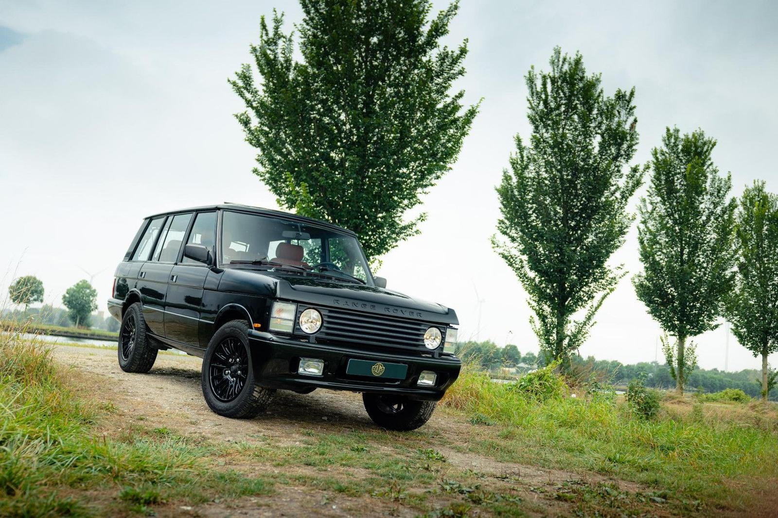 Land Rover Range Rover Classic LS3 Restomod