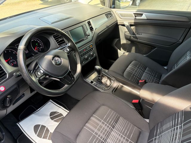 Fahrzeugabbildung Volkswagen Golf Sportsvan VII Autom.+Navi+Kamera+LM+WR+BT+