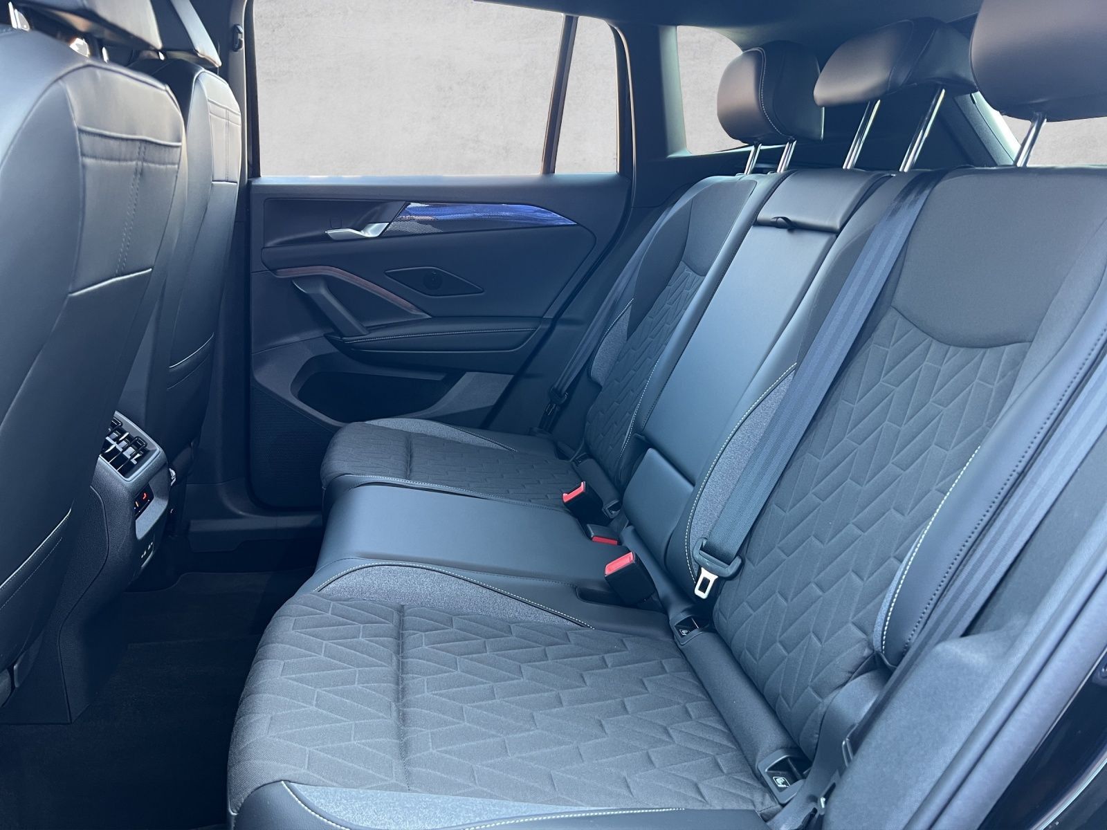 Tiguan Goal 1.5 eTSI DSG AHK*Navi*ACC*LED