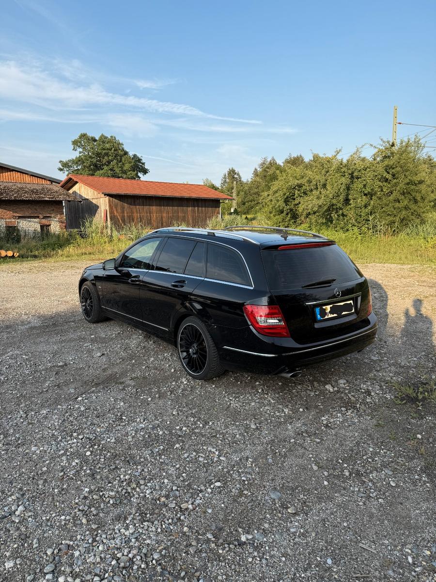 Mercedes-Benz C220 2011 — photo 5