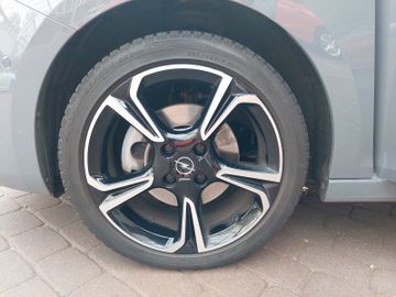 Fotografie 14 des Opel Corsa F GS Tech/Komfort-Paket 17 Zoll