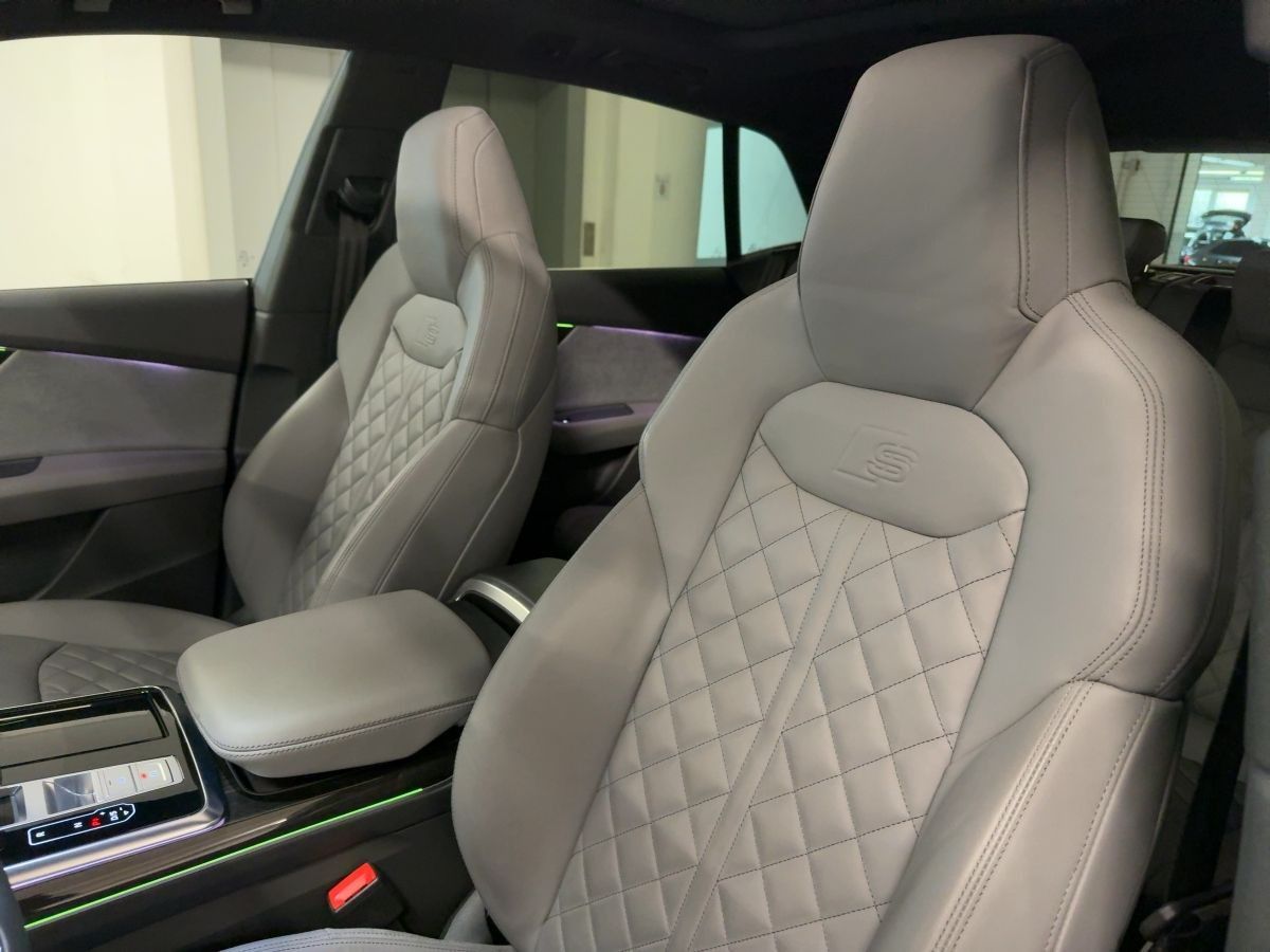 Audi SQ8 - Bild 20