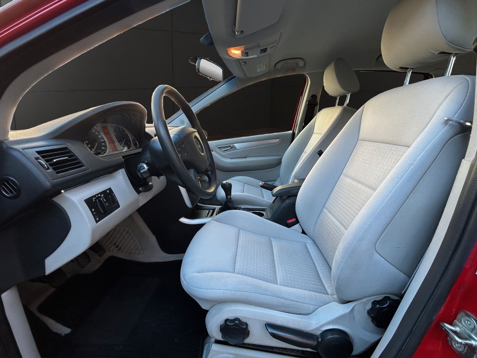 Fahrzeugabbildung Mercedes-Benz B 150 Klima/1Hand/AHK/
