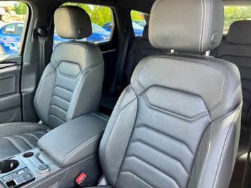 Volkswagen Touareg - 9