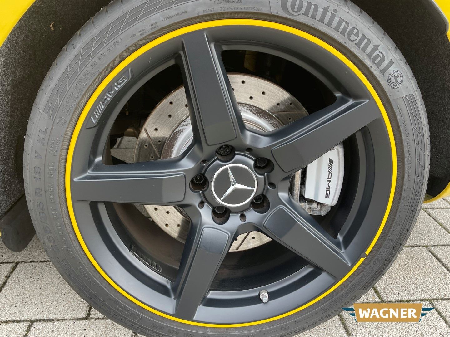 Fahrzeugabbildung Mercedes-Benz SLC 43 AMG FinalEdition  Harman Kardon Sportsitz